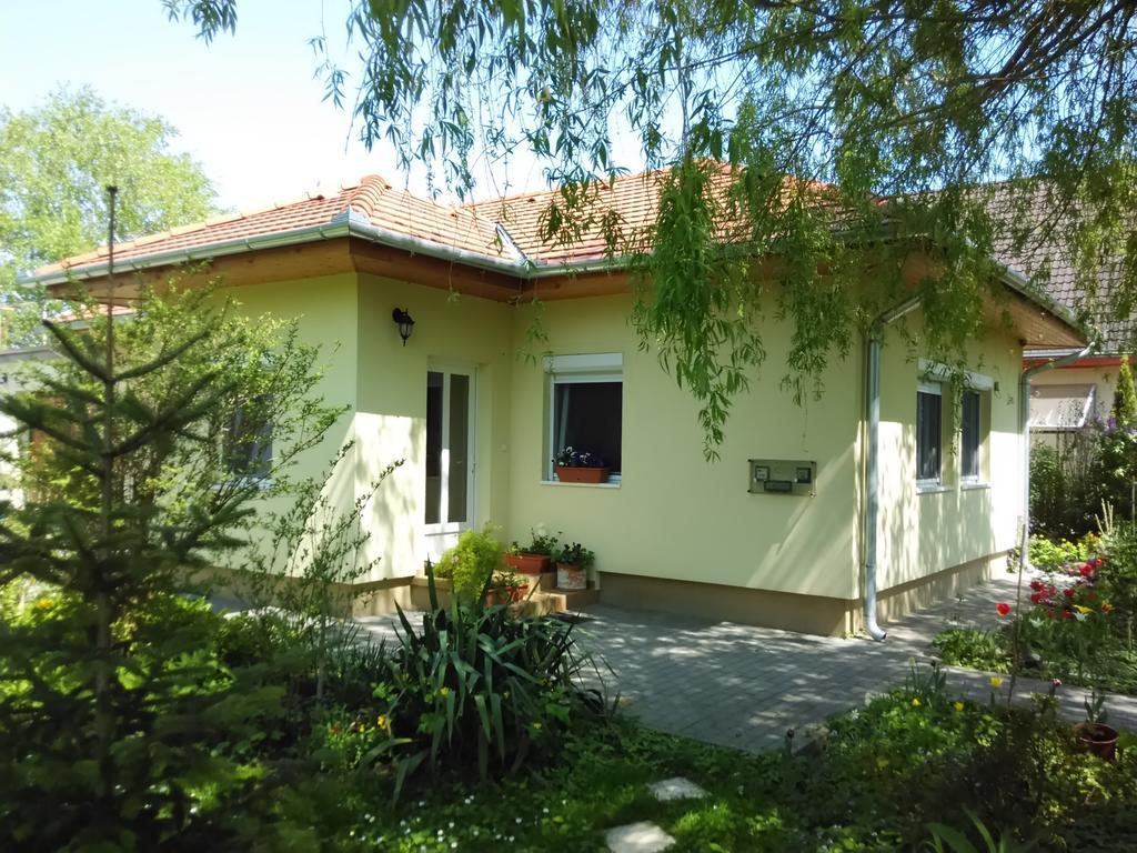 Bloomyapartment Balatonfenyves Exterior foto